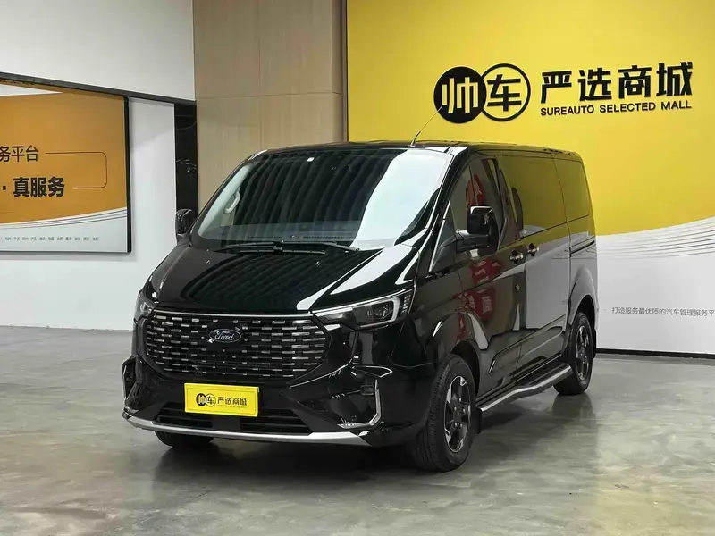 2023 Ford Tourneo с пробегом 6 000 км