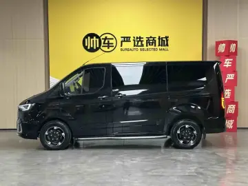 2023 Ford Tourneo с пробегом 6 000 км