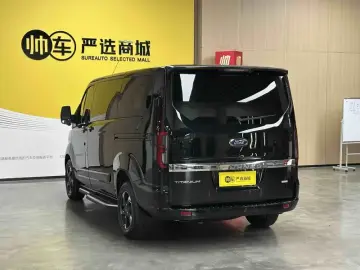 2023 Ford Tourneo с пробегом 6 000 км
