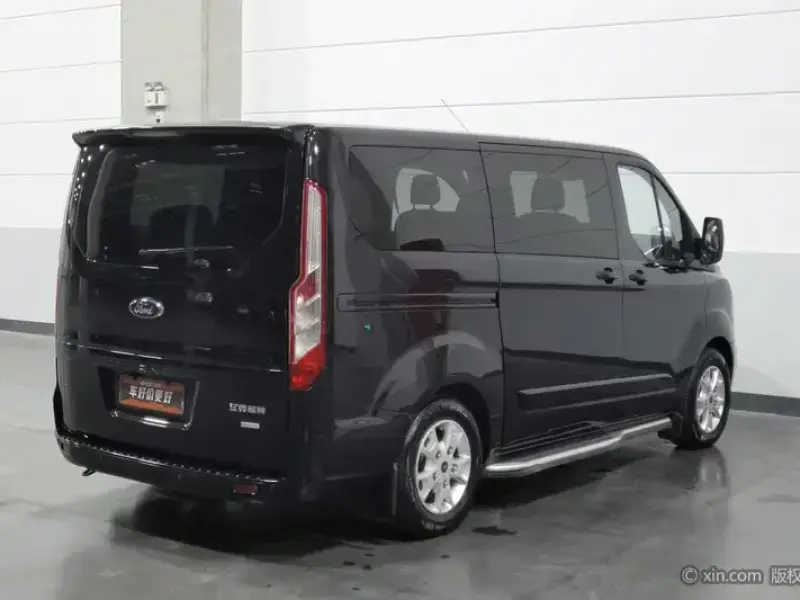 2017 Ford Tourneo с пробегом 123 700 км