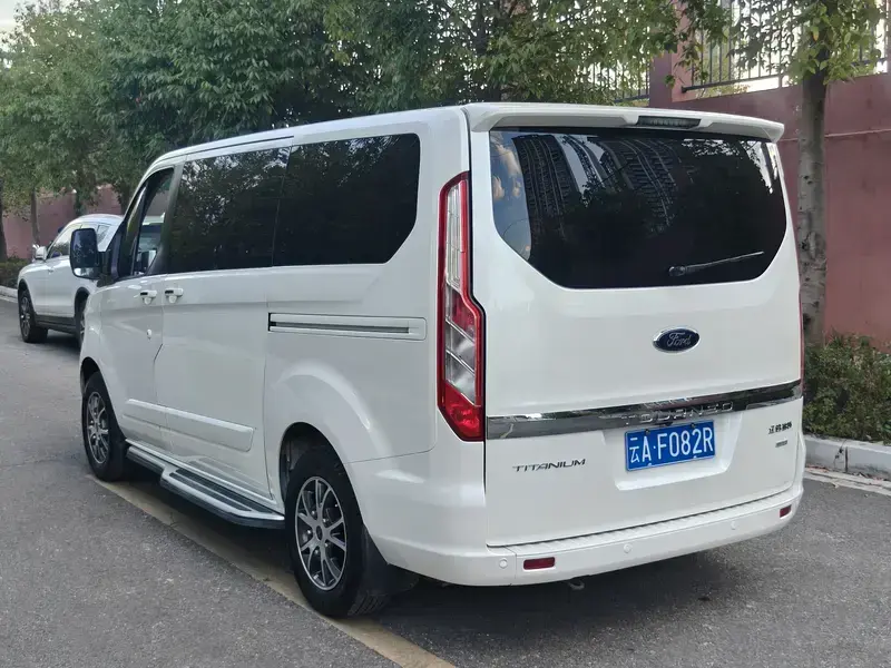 2017 Ford Tourneo с пробегом 80 000 км