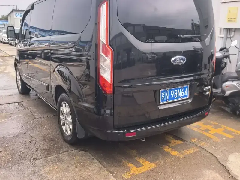 2020 Ford Tourneo с пробегом 76 000 км