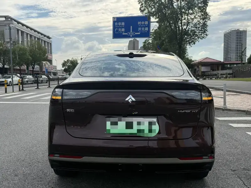 2024 GAC Hyper HT с пробегом 22 000 км