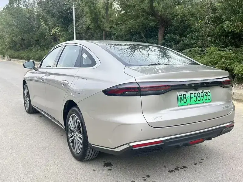 2026 Geely Galaxy Stellar 6 с пробегом 2 000 км