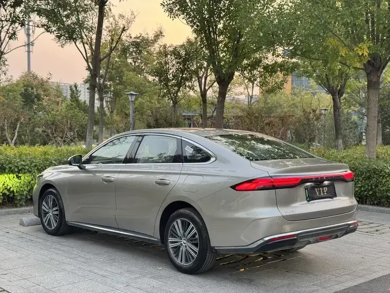 2026 Geely Galaxy Stellar 6 с пробегом 6 000 км