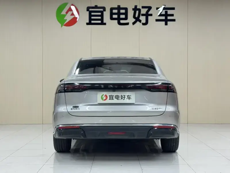 2026 Geely Galaxy Stellar 6 с пробегом 14 000 км
