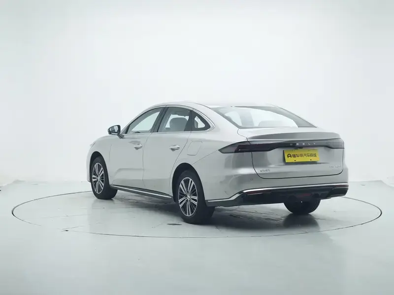 2026 Geely Galaxy Stellar 6 с пробегом 2 400 км