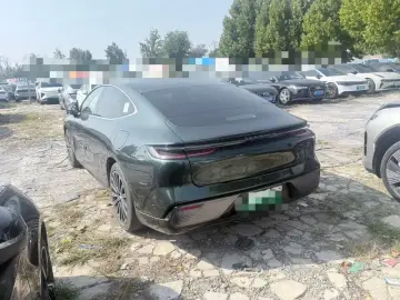 2025 Geely Galaxy Xingyao 8 с пробегом 12 000 км