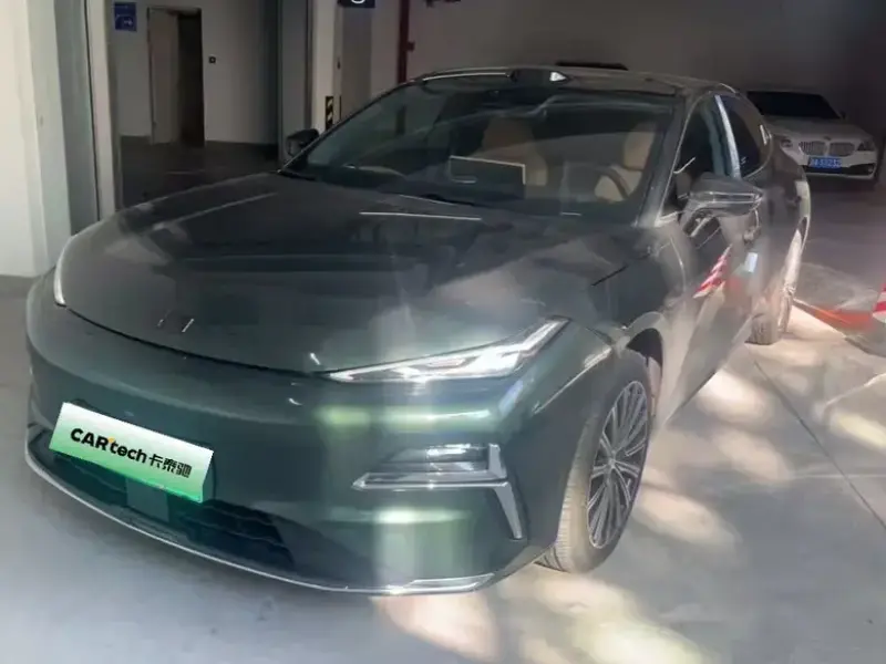 2026 Geely Galaxy Xingyao 8 с пробегом 1 300 км
