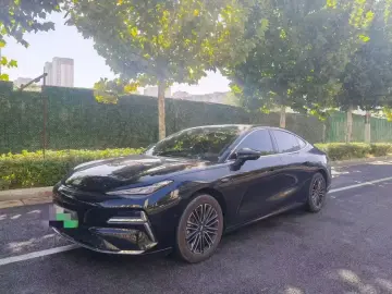 Geely Galaxy Xingyao 8