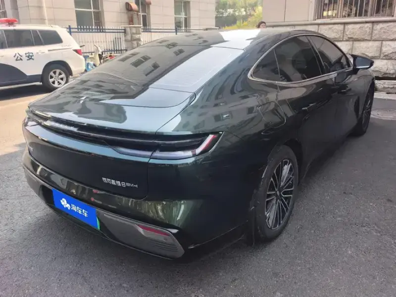 2025 Geely Galaxy Xingyao 8 с пробегом 19 000 км