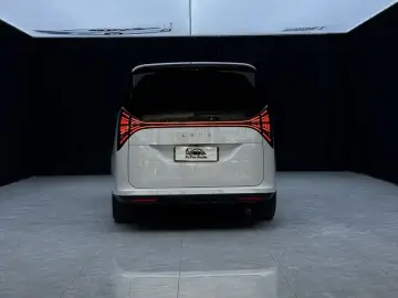 2025 Geely Yizhen L380 с пробегом 58 000 км