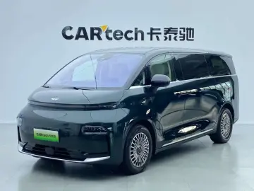 Geely Yizhen L380