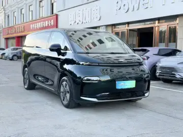 2024 Geely Yizhen L380 с пробегом 36 000 км
