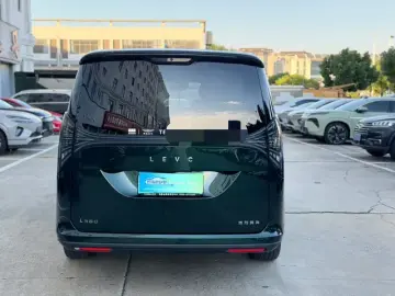 2024 Geely Yizhen L380 с пробегом 36 000 км
