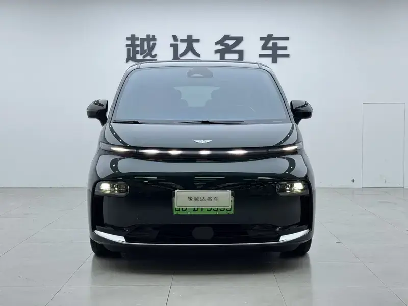 2024 Geely Yizhen L380 с пробегом 20 000 км