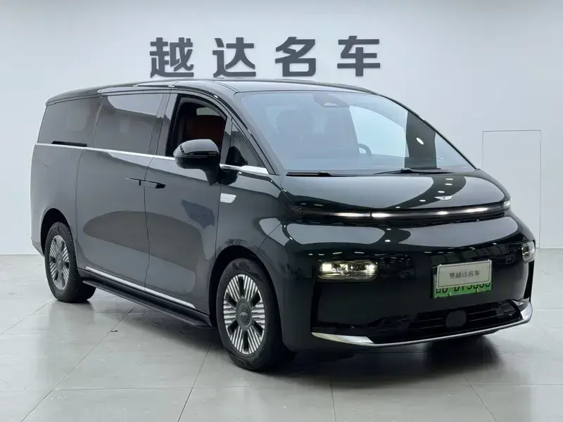 2024 Geely Yizhen L380 с пробегом 20 000 км