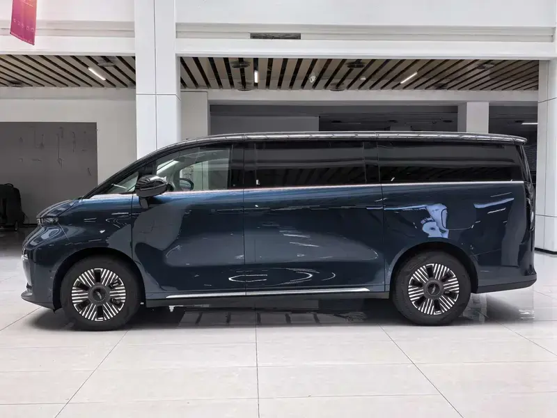 2024 Geely Yizhen L380 с пробегом 100 км
