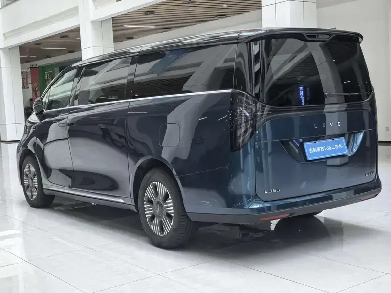 2024 Geely Yizhen L380 с пробегом 100 км