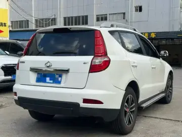 2015 Geely GX7 с пробегом 90 000 км