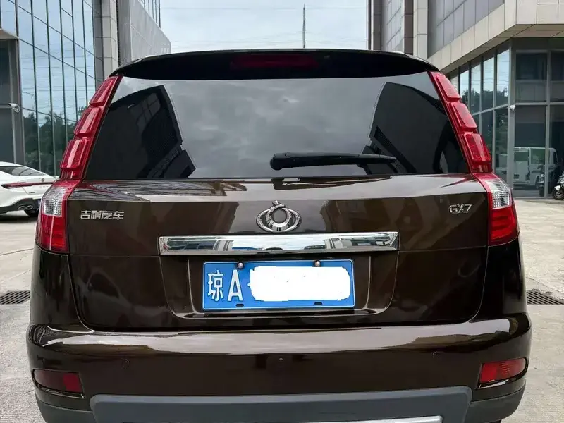 2015 Geely GX7 с пробегом 91 800 км