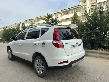 2015 Geely GX7 с пробегом 54 000 км