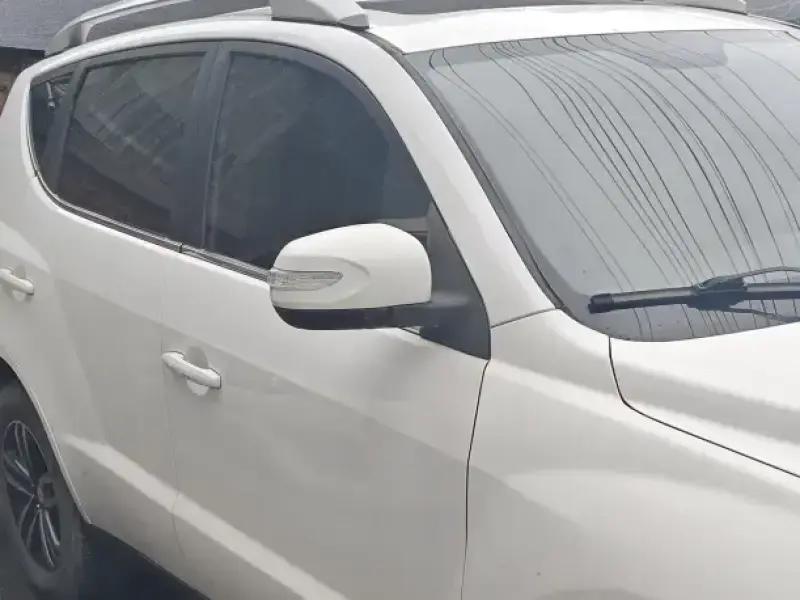 2015 Geely GX7 с пробегом 92 000 км