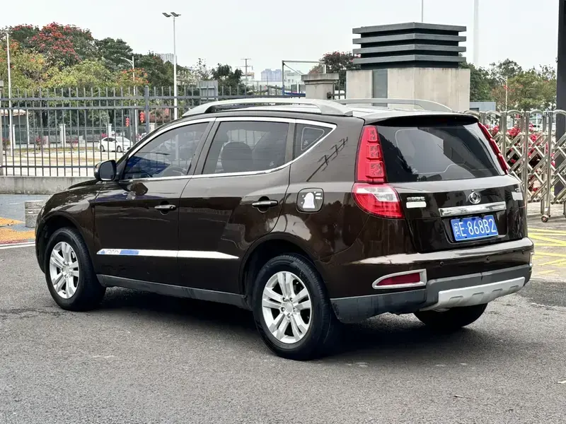 2014 Geely GX7 с пробегом 83 000 км