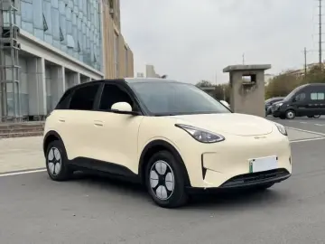 2025 Geely Starry Wish с пробегом 27 000 км
