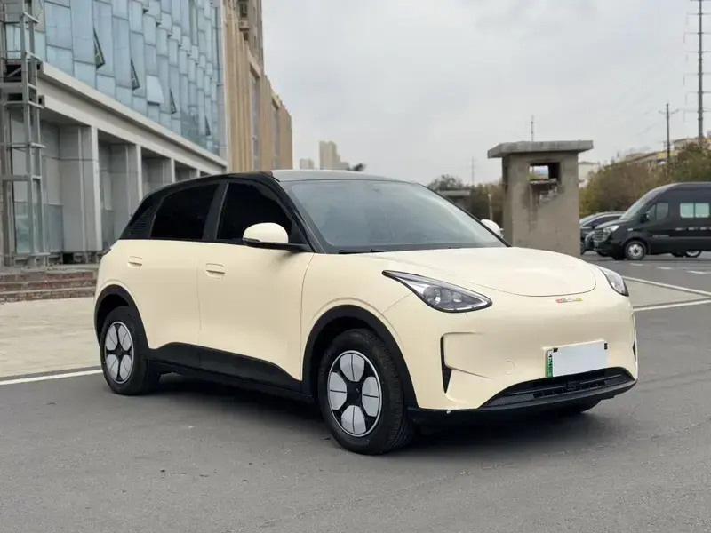 2025 Geely Starry Wish с пробегом 27 000 км