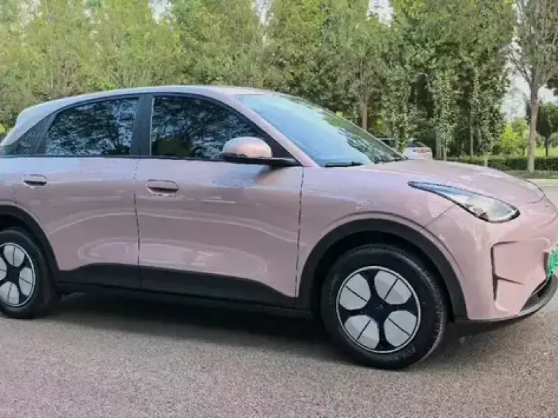 2025 Geely Starry Wish с пробегом 20 000 км