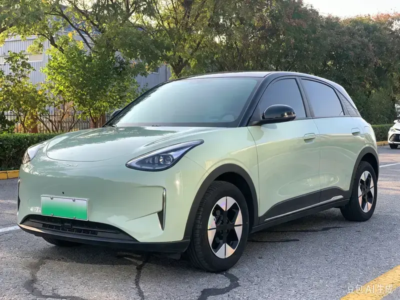 2025 Geely Starry Wish с пробегом 10 000 км