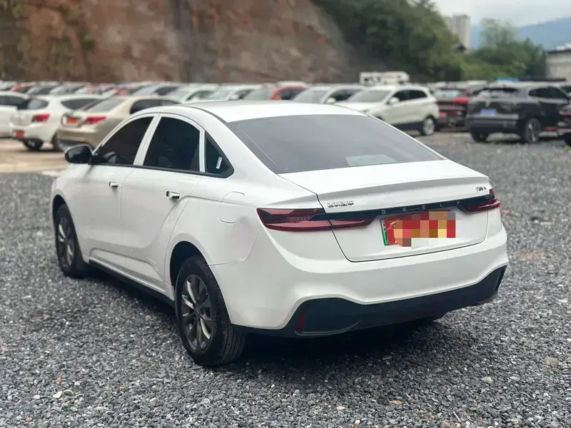 2024 Geely A с пробегом 21 000 км