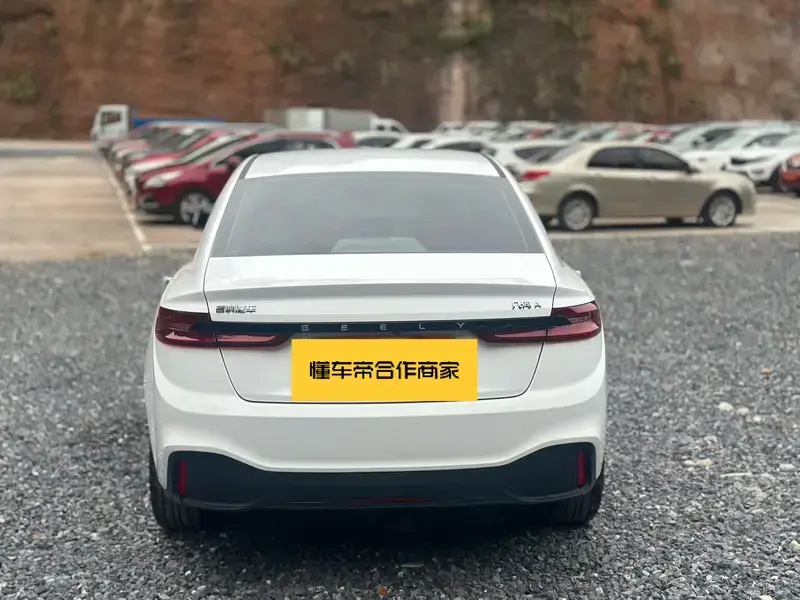 2024 Geely A с пробегом 21 000 км