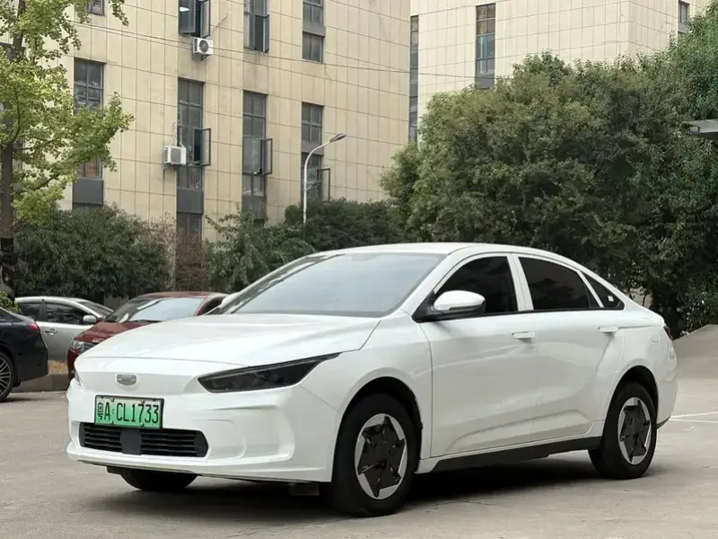 2024 Geely A с пробегом 36 000 км