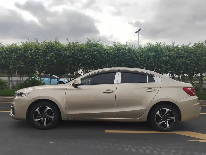2017 Haima Famila MPV с пробегом 137 000 км