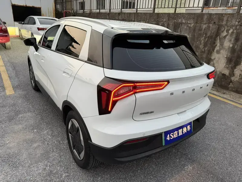2023 Geely E Firefly с пробегом 50 000 км