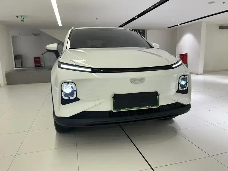 2024 Geely E Firefly с пробегом 32 000 км