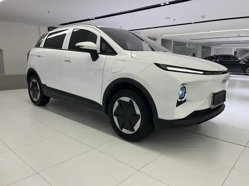 2024 Geely E Firefly с пробегом 32 000 км