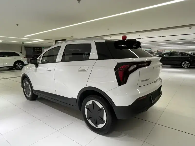 2024 Geely E Firefly с пробегом 32 000 км