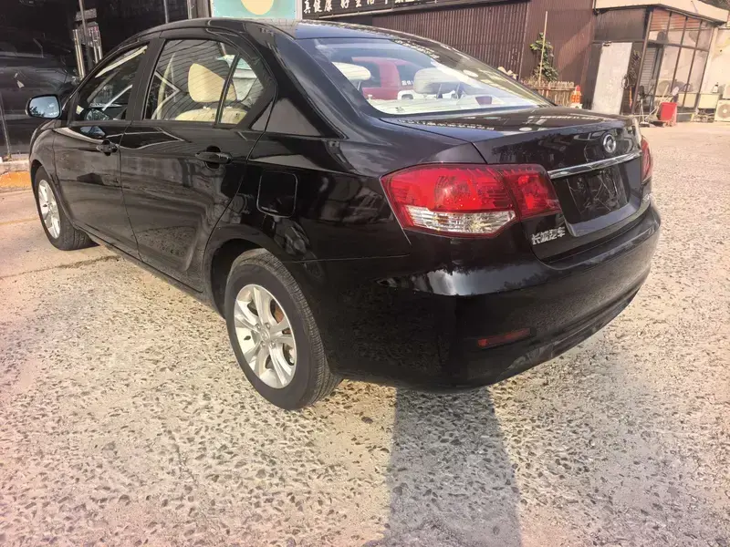 2013 Great Wall C30 New Energy с пробегом 60 000 км