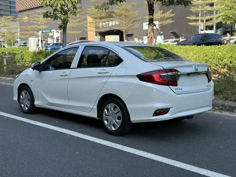 2016 Honda Greiz с пробегом 75 000 км