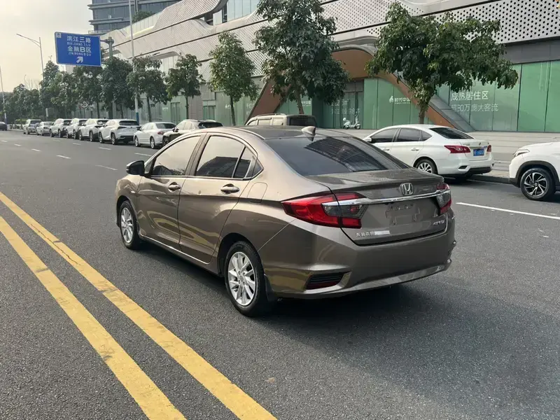 2016 Honda Greiz с пробегом 90 000 км
