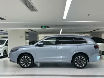 2022 Aito AITO M7 с пробегом 65 800 км