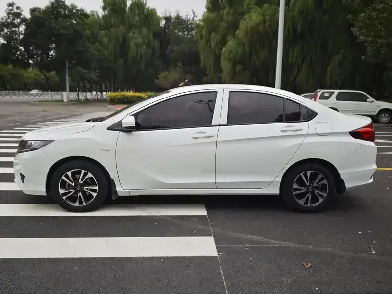 2016 Honda Greiz с пробегом 112 000 км