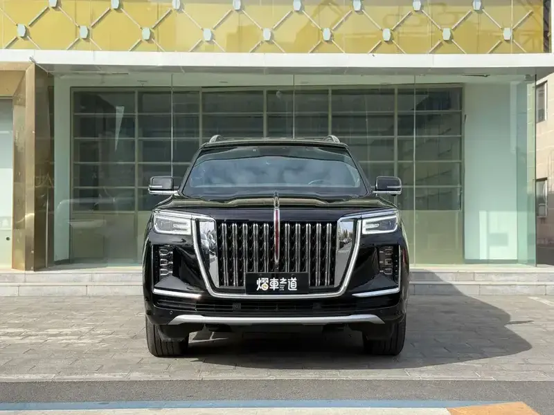 2022 Hongqi Guoyao с пробегом 14 000 км