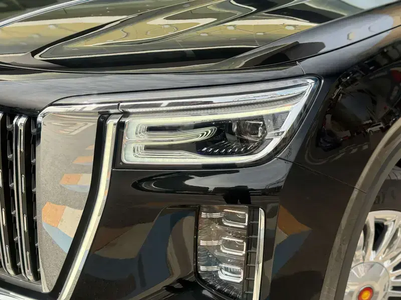 2022 Hongqi Guoyao с пробегом 14 000 км