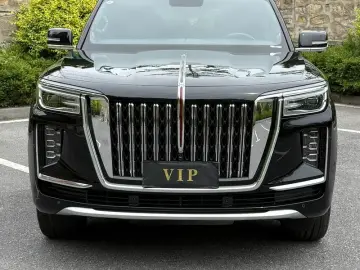 2022 Hongqi Guoyao с пробегом 900 км