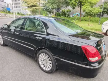 2009 Hongqi Hongqi盛世 с пробегом 221 000 км