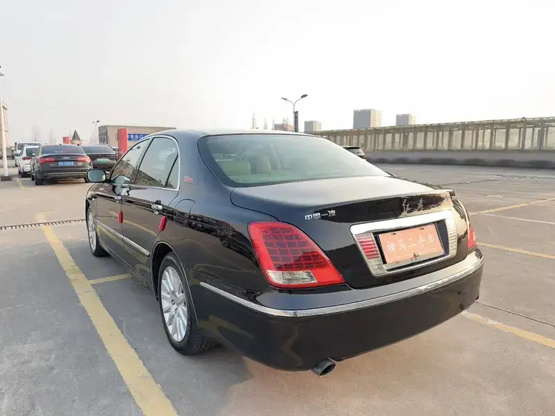 2009 Hongqi Hongqi盛世 с пробегом 77 000 км